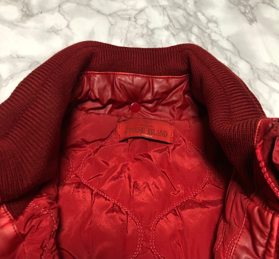 스톤아일랜드 고스트 자켓 초희귀 한정판 바시티 레드 상품이미지4
