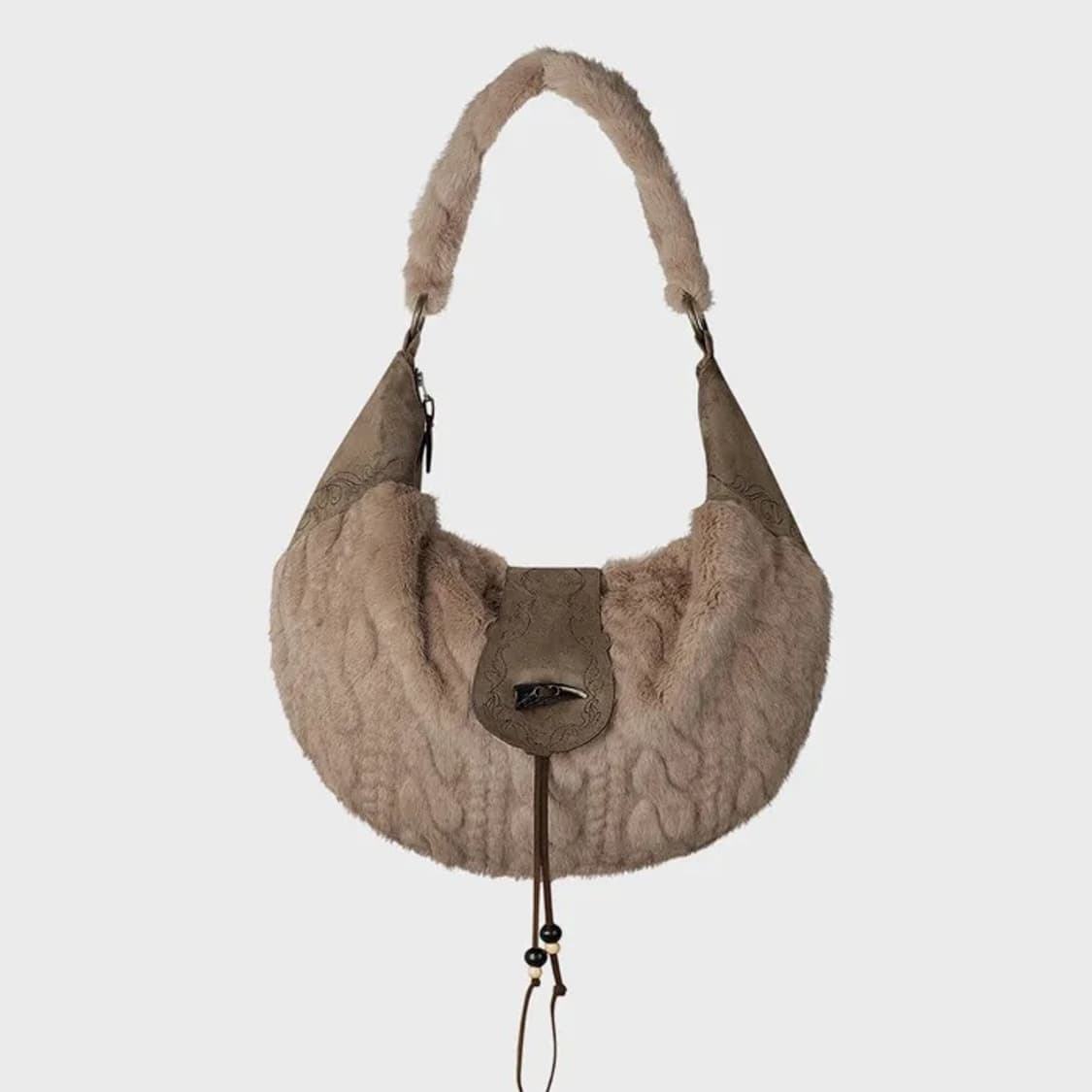 Horseshoe Fur Bag Brown 상품이미지1