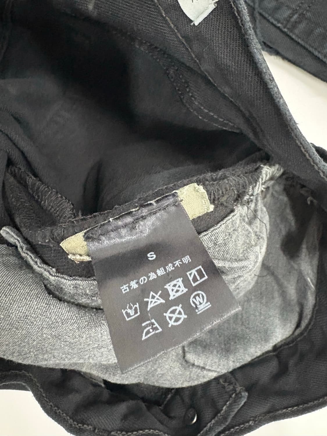 oldpark 블랙데님 뒷절개 디테일 상품이미지6