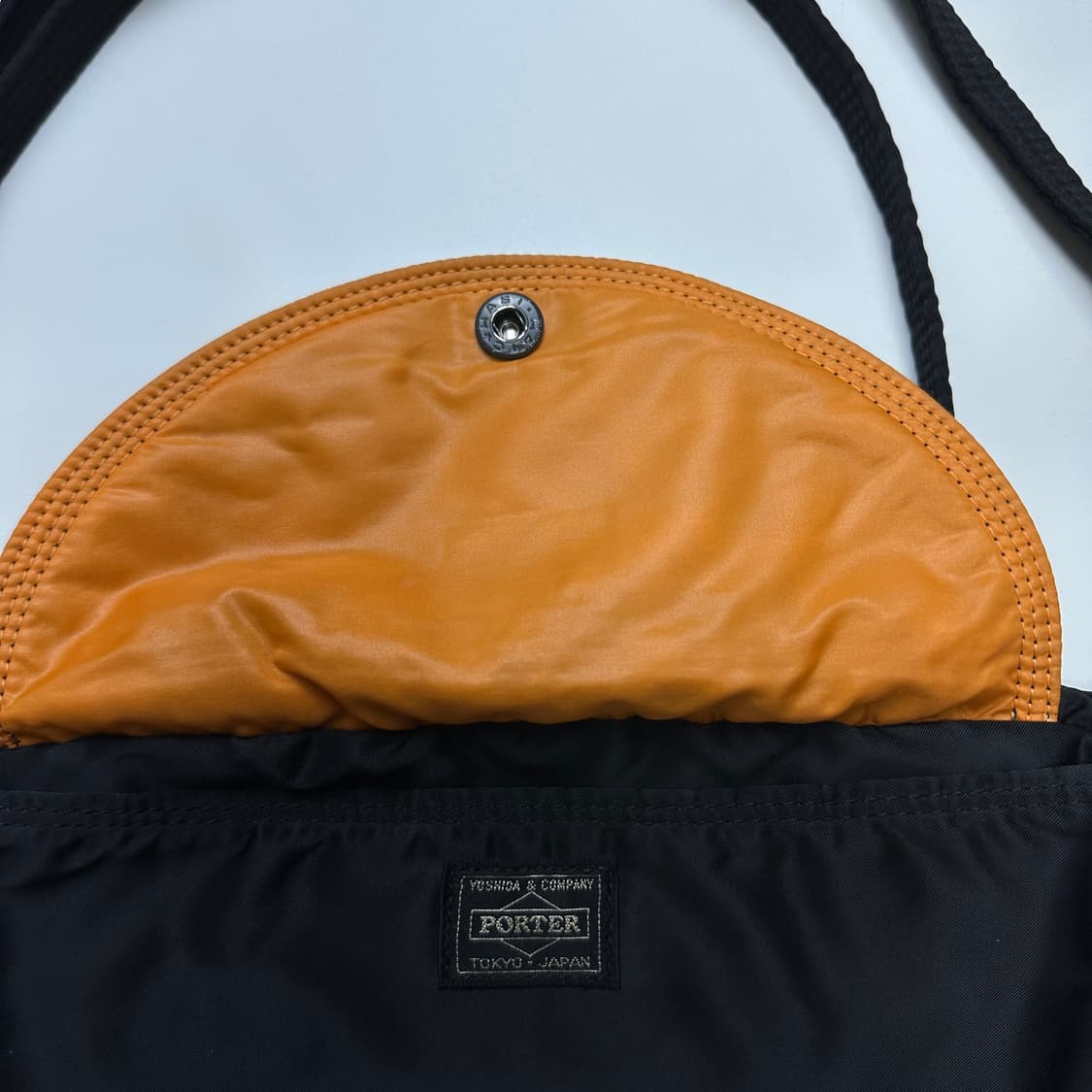 PORTER TANKER SHOULDER BAG 포터 탱커 숄더백 상품이미지6