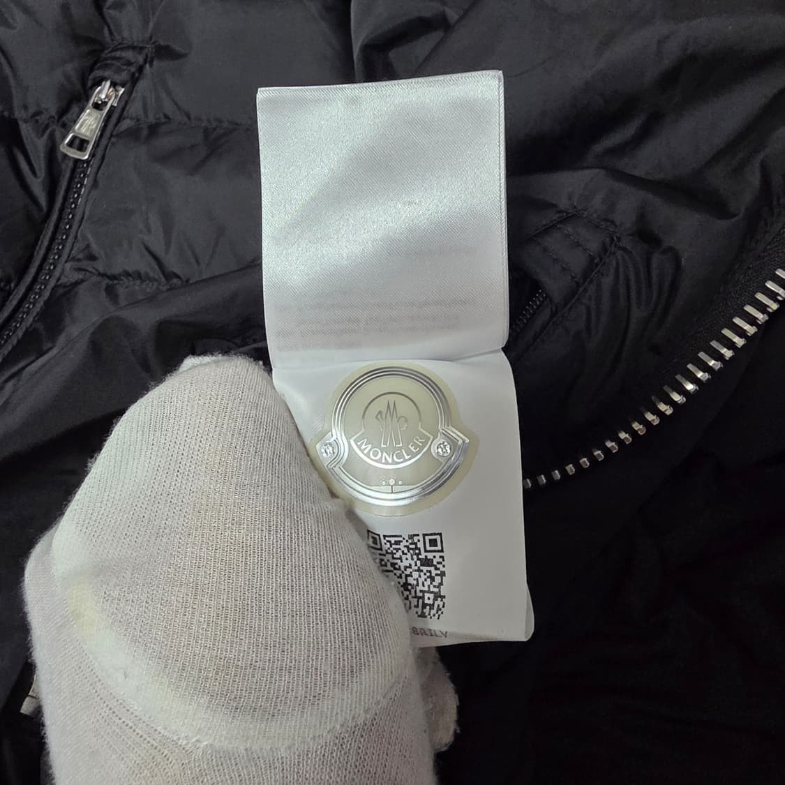 {클로젯}[5][전국유일매물]몽클레어 아미오 바이커 숏 다운 패딩 자켓 상품이미지8