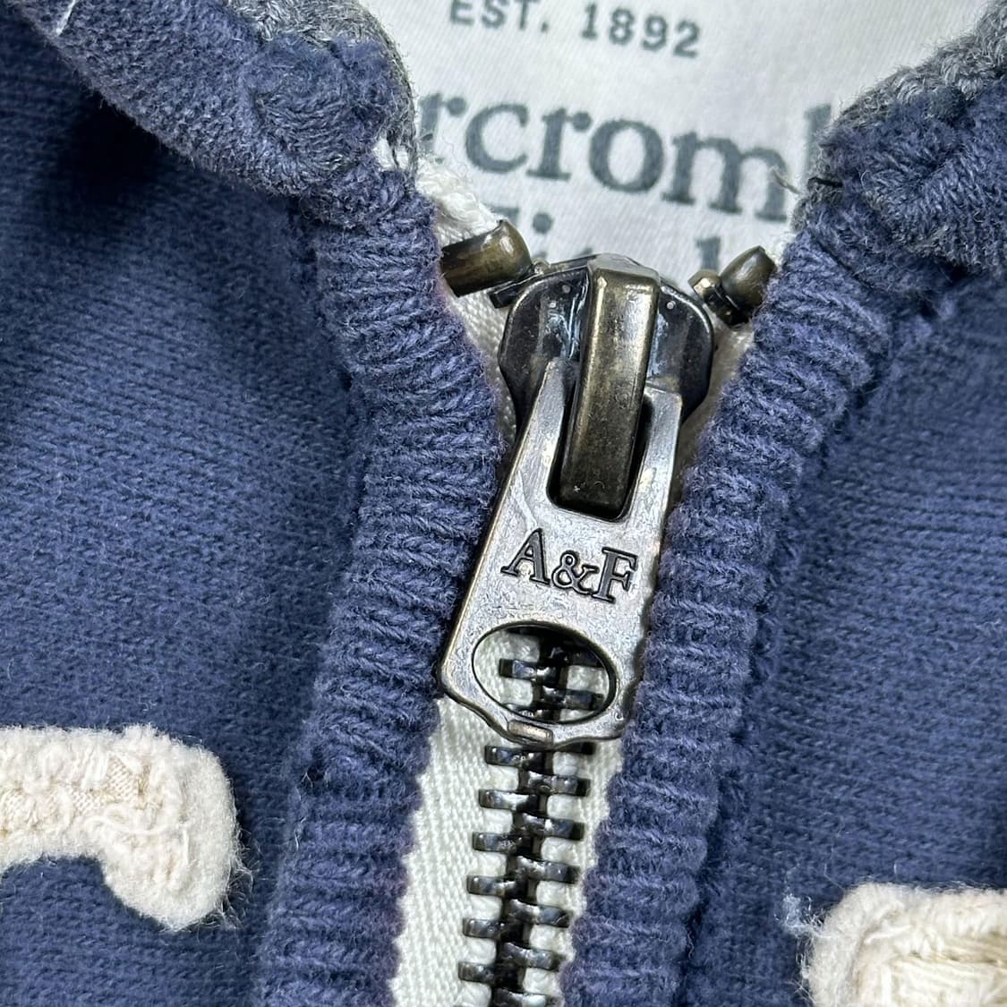 아베크롬비 og y2k 빈티지 후드집업 네이비 XL 상품이미지4