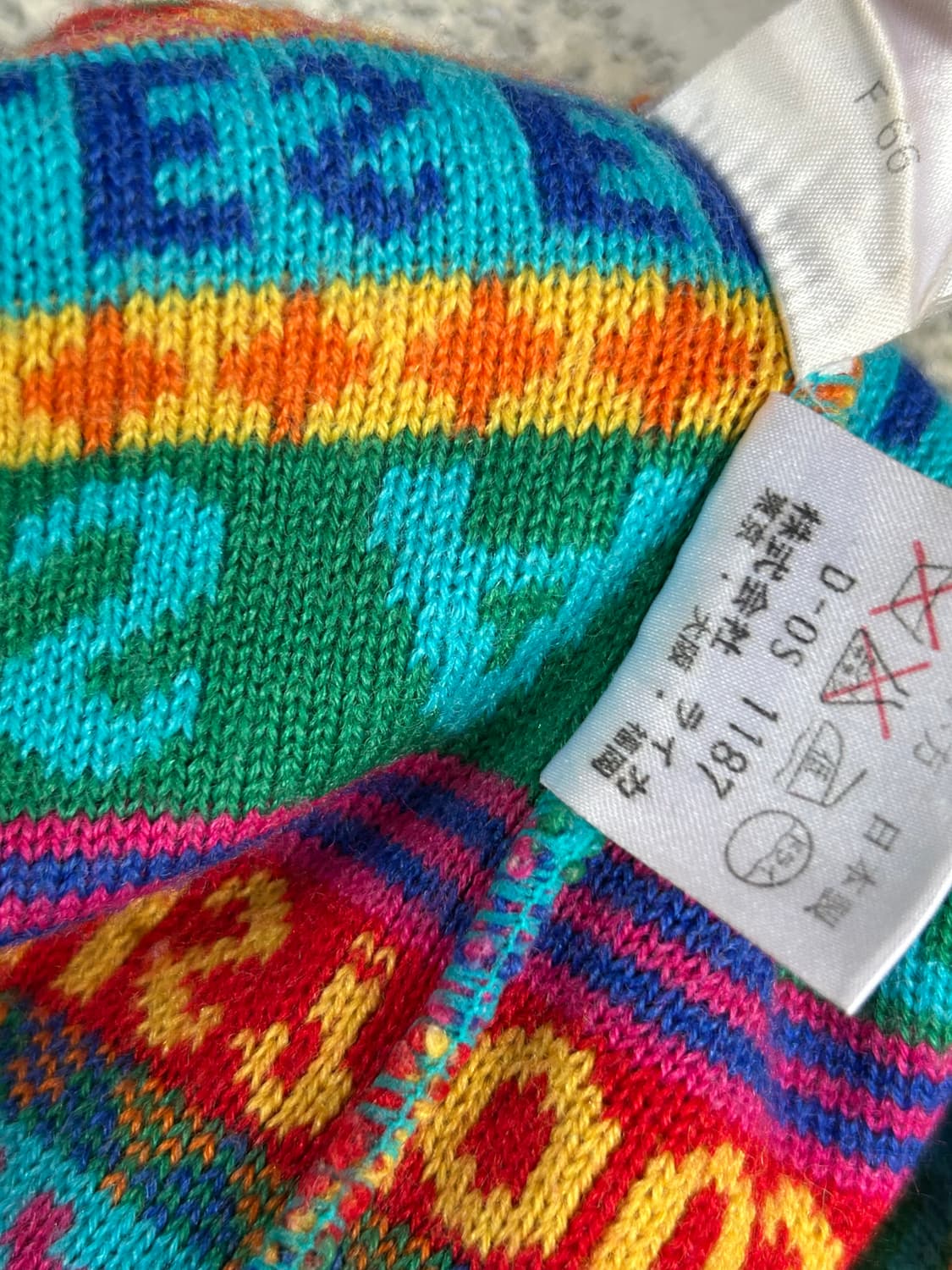 *rare* 1990s kenzo 레트로 키치 패턴 니트 상품이미지5