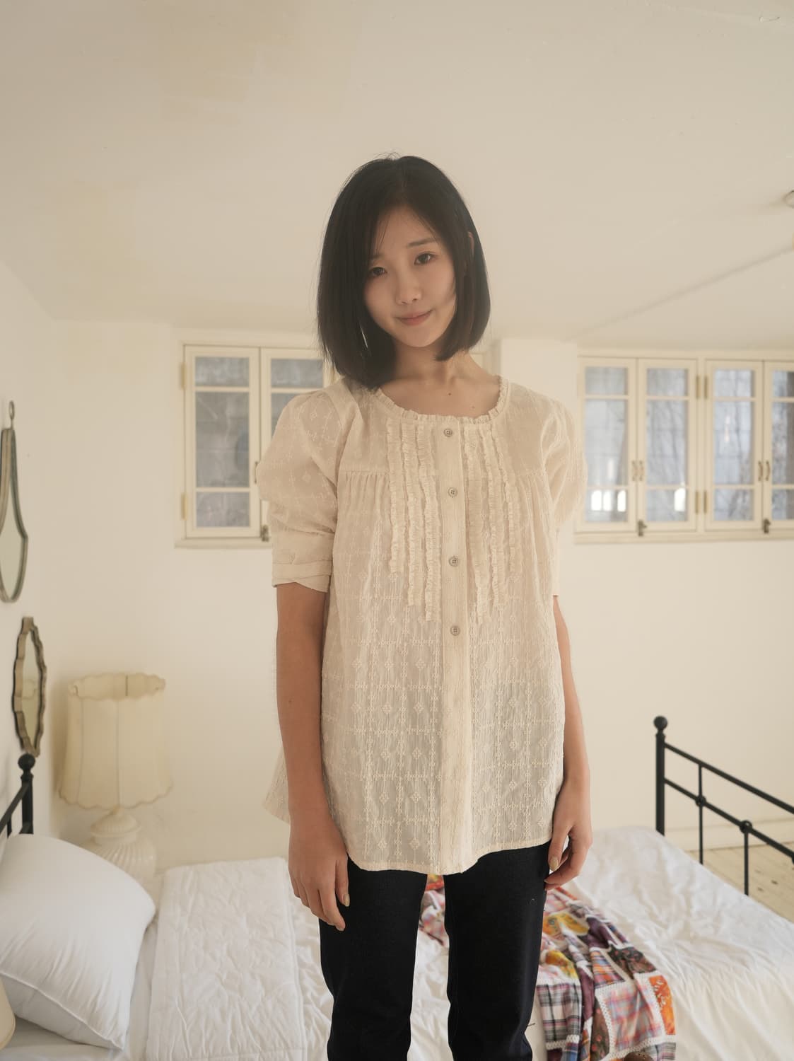 인앤양인하모니 모모 블라우스 아이보리 상품이미지1