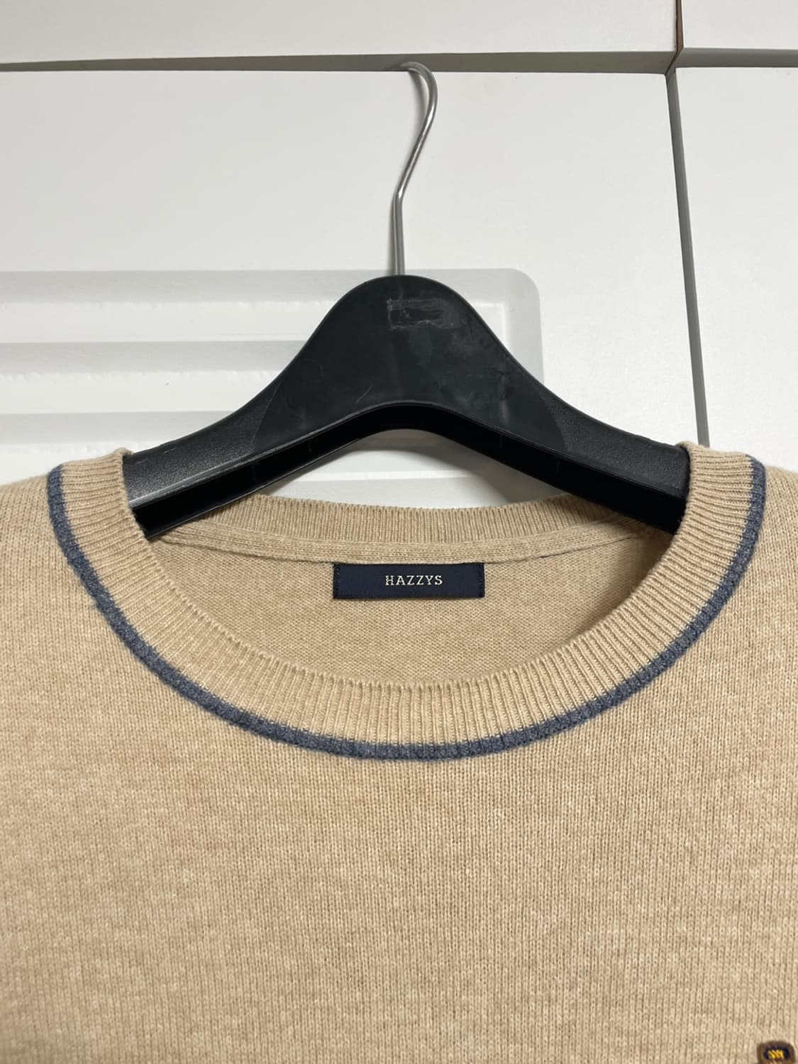 헤지스 니트 티셔츠 상품이미지3