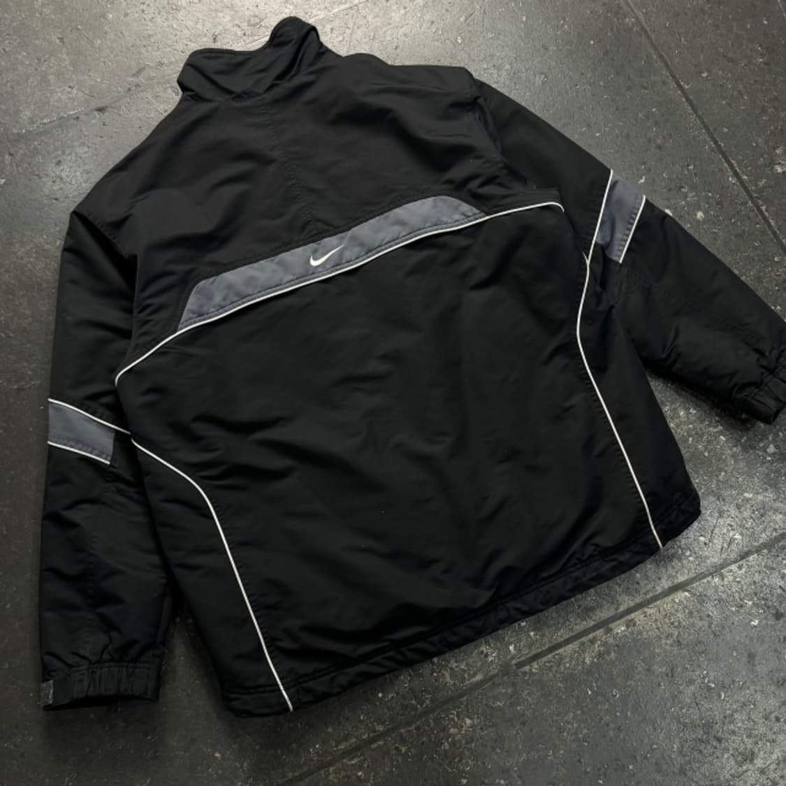 100 나이키 스우시 기모 자켓  상품이미지6