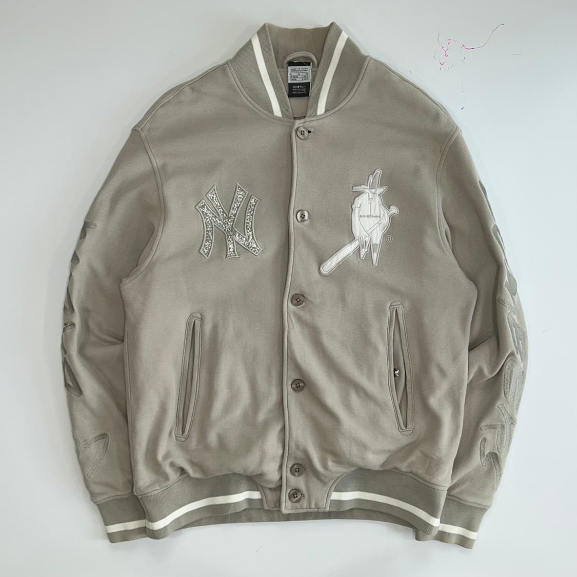 나이키X MLB bombers 애쉬베이지 야구점퍼 상품이미지3