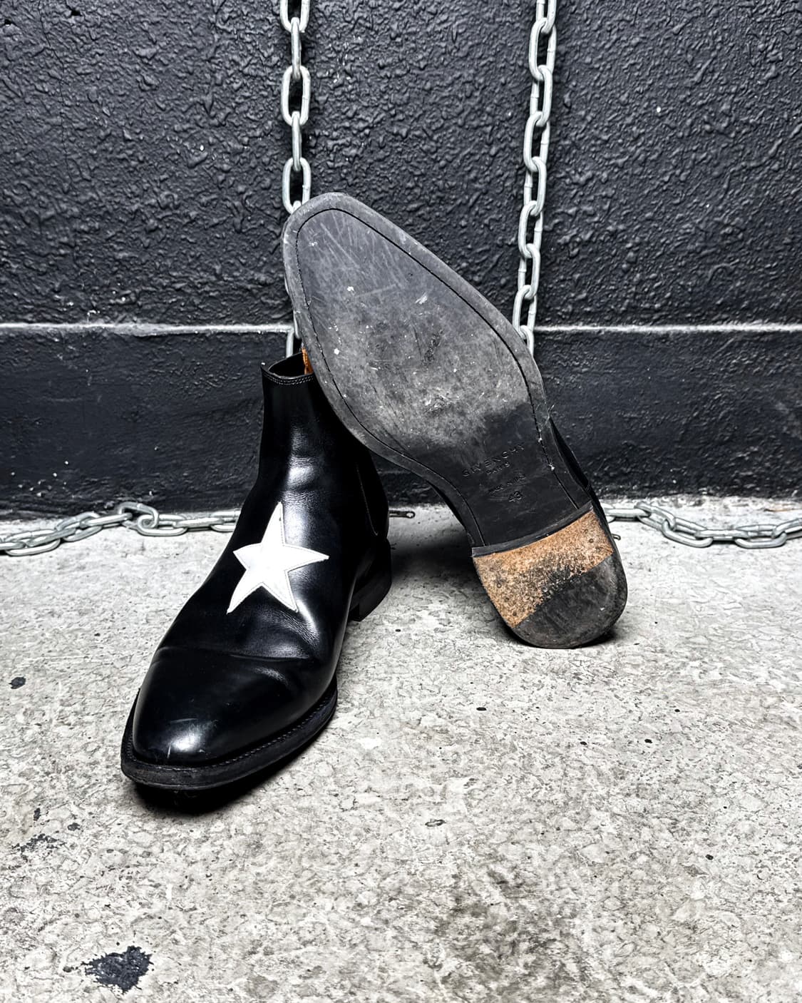 GIVENCHY – Rider Chelsea Star Boots 상품이미지10