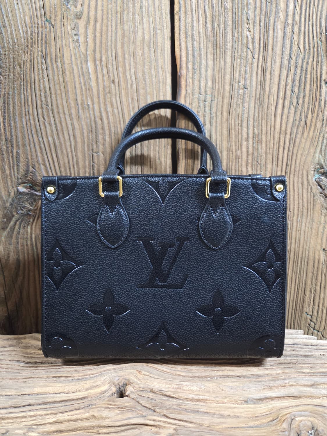 루이비통 온더고 PM 블랙 앙프랑트 토트백 상품이미지1