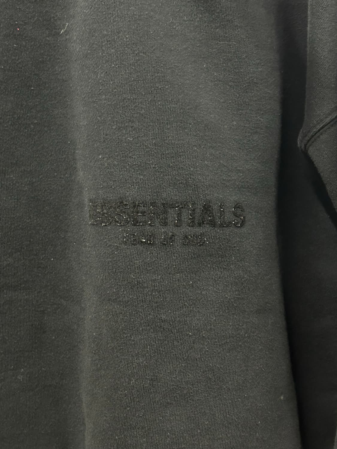 에센셜 피오갓 블랙 기모 맨투맨 상품이미지2