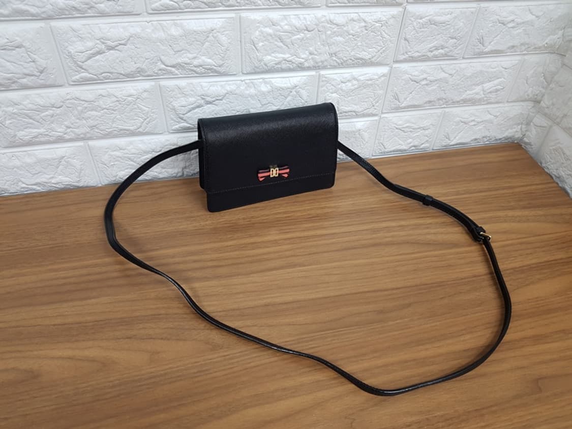 닥스 미니 크로스백 상품이미지1