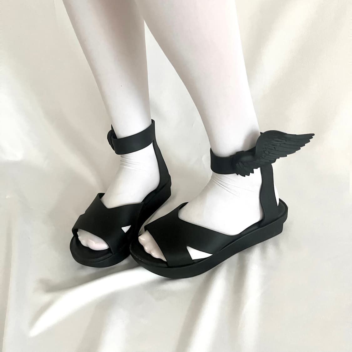 Vivienne angel wing 🪽shoes 상품이미지6