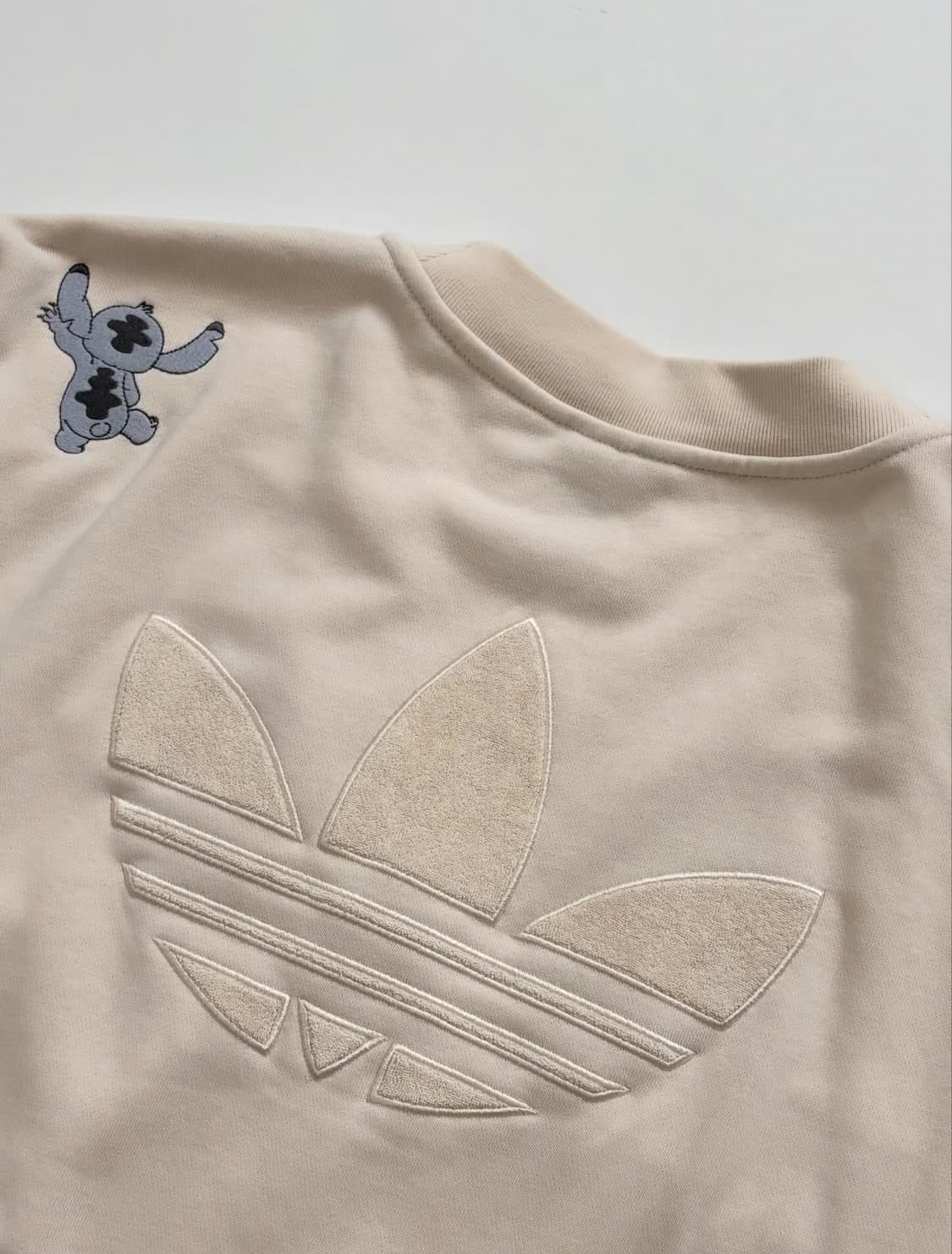 Adidas x Disney 아디다스 디즈니 콜라보 스티치 크롭 가디건 상품이미지4