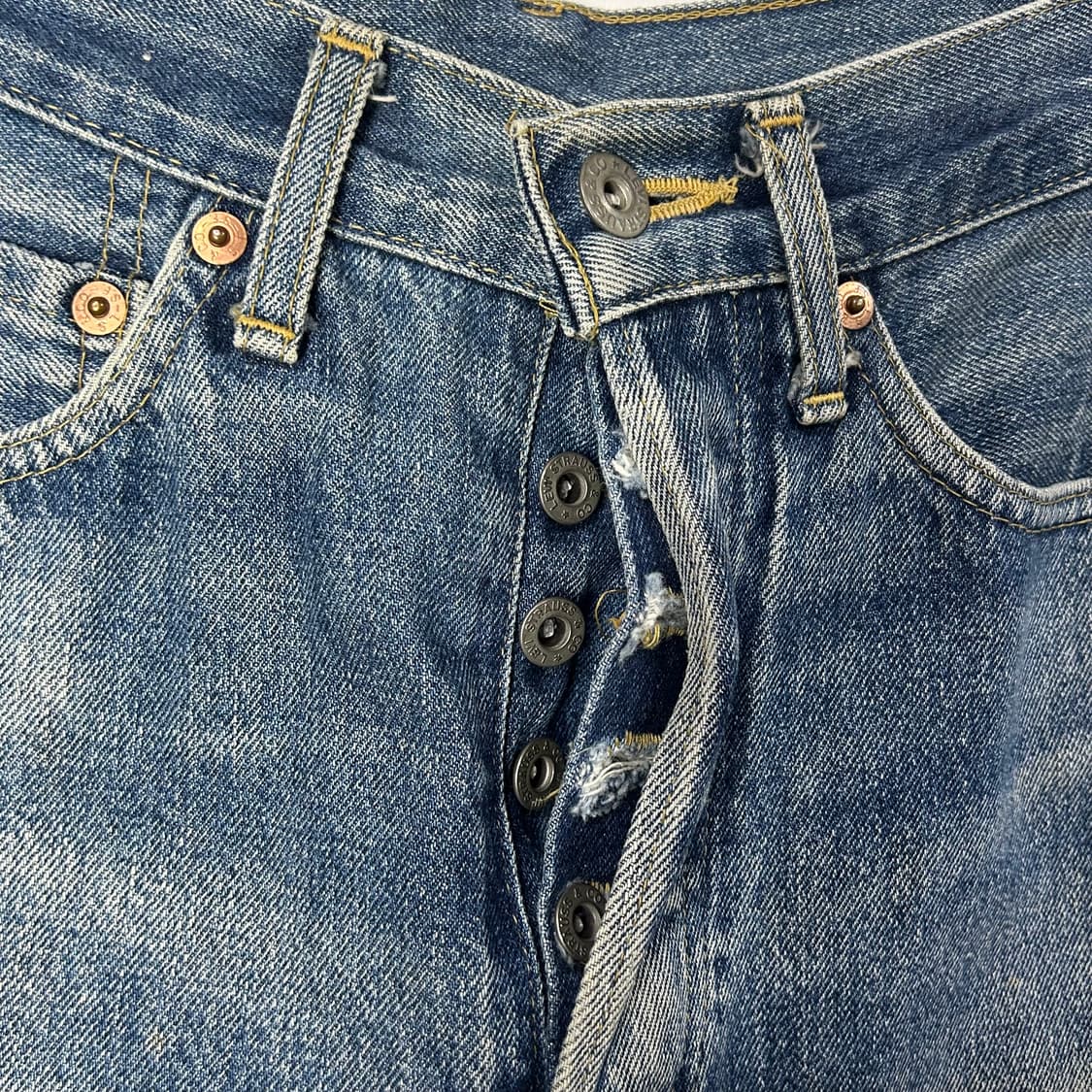 [LEVI'S] 리바이스 LVC W701XX 복각 워싱 데님팬츠 상품이미지5