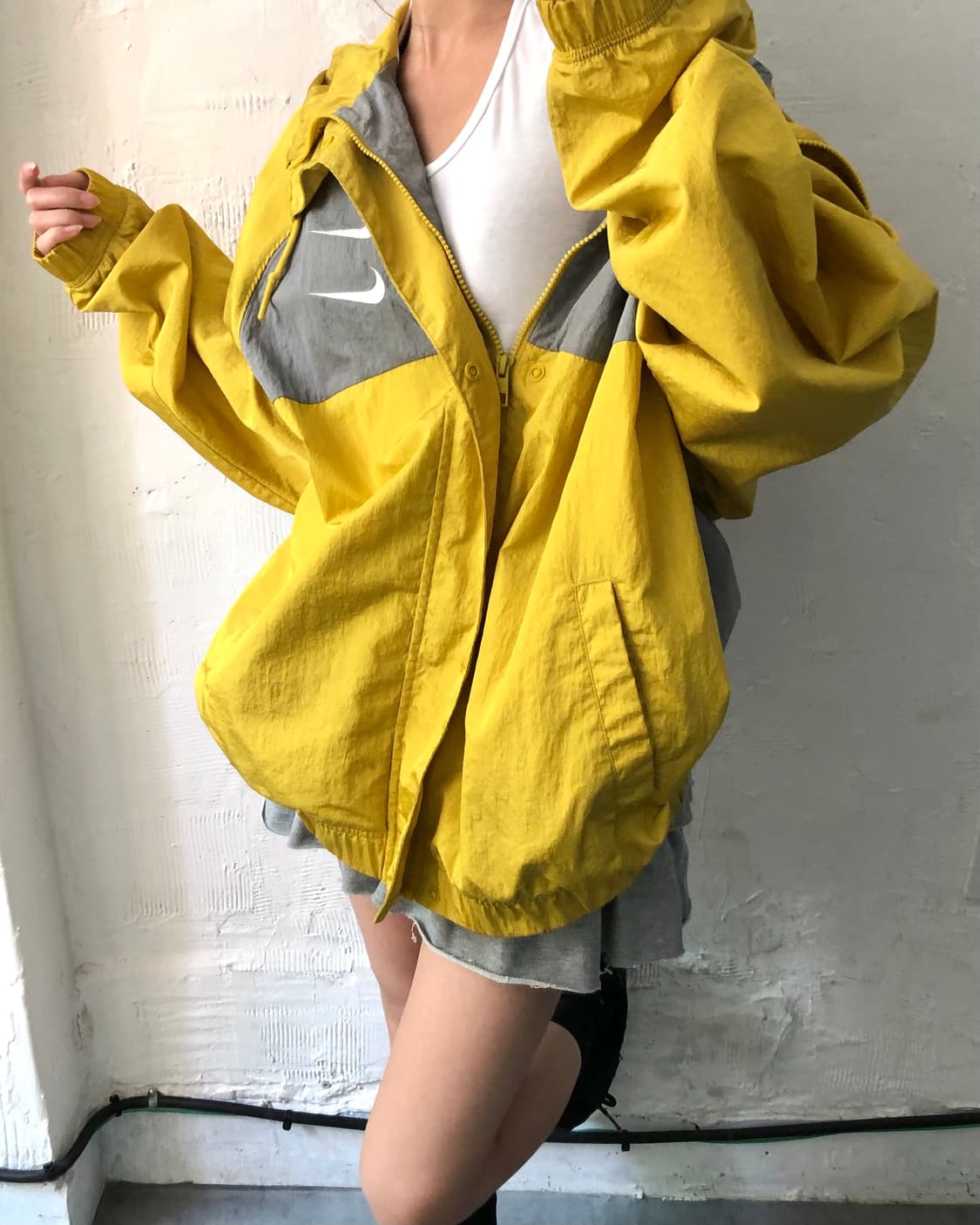 Nike 나이키 옐로우컬러 더블스우시 바람막이 상품이미지2
