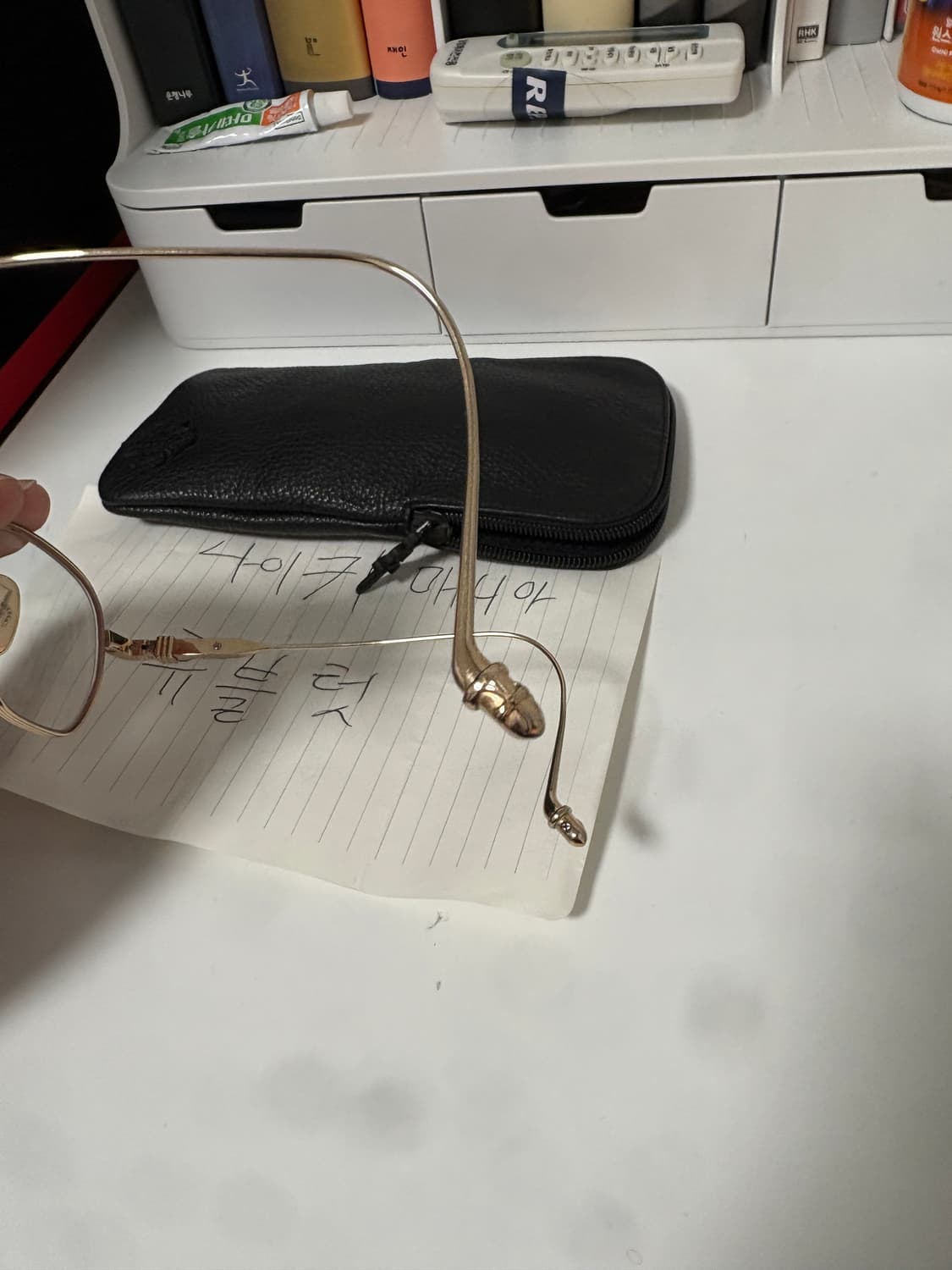 크롬하츠 바질릭토니안 골드 안경 판매 상품이미지8