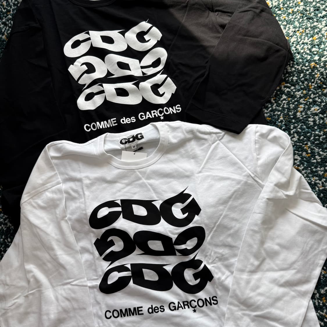 꼼데가르송 CDG WAVY 로고 오버핏 롱슬리브 2컬러 상품이미지1