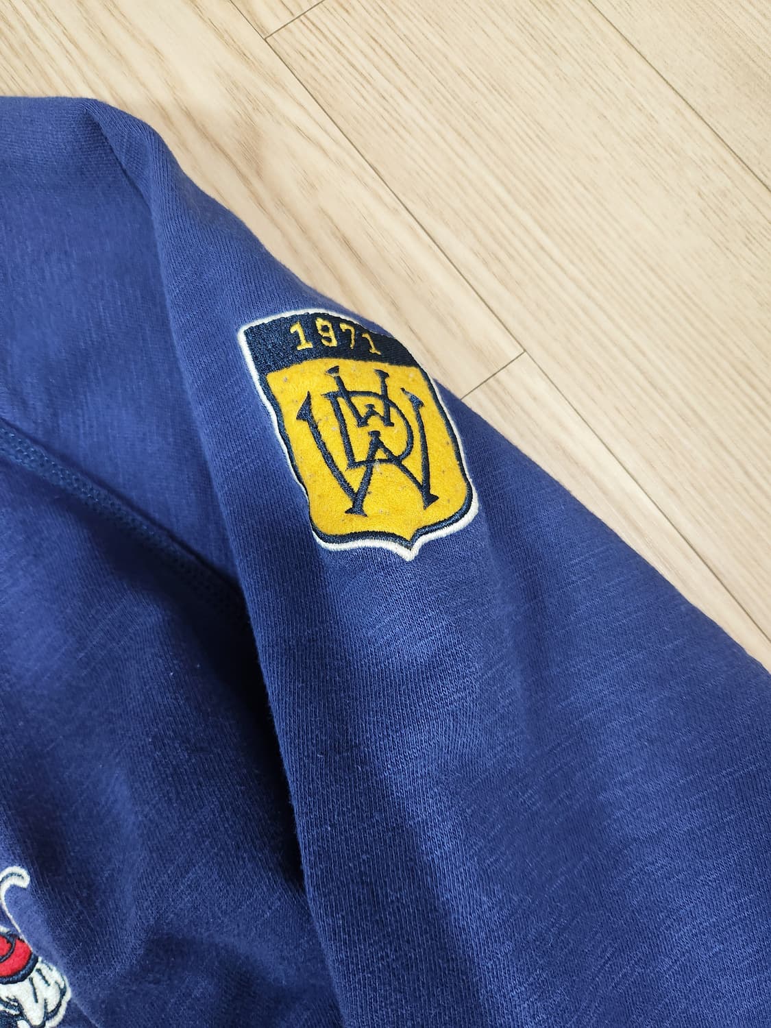 디즈니 원워싱 블루 맨투맨 티셔츠 상품이미지4