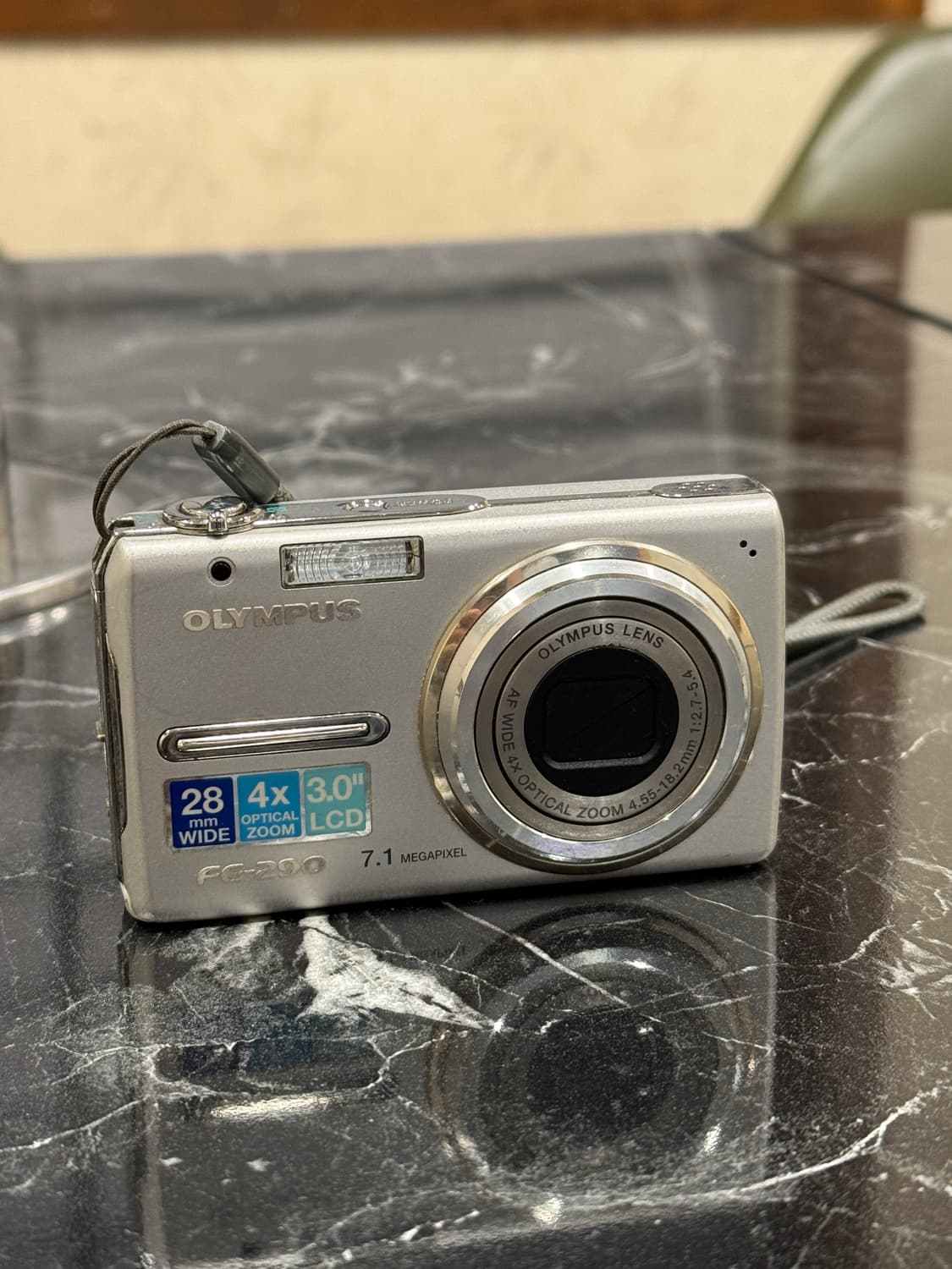 올림푸스 FE-290 7.1MP 디지털 카메라 상품이미지1