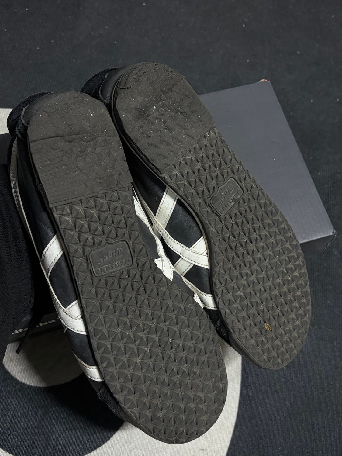 오니츠카타이거 블랙 39 상품이미지3