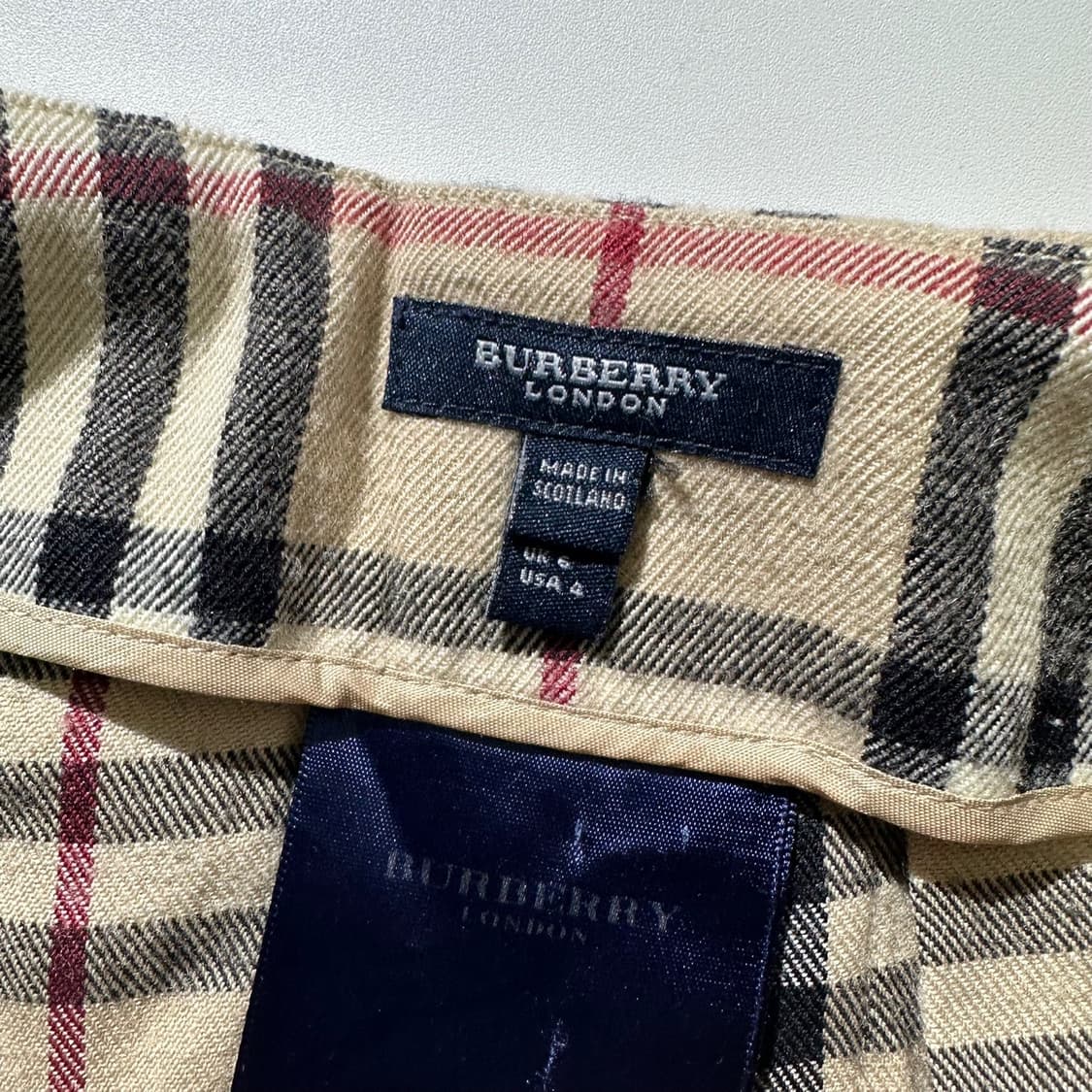 버버리 울 벨티드 노바체크 스커트 상품이미지3