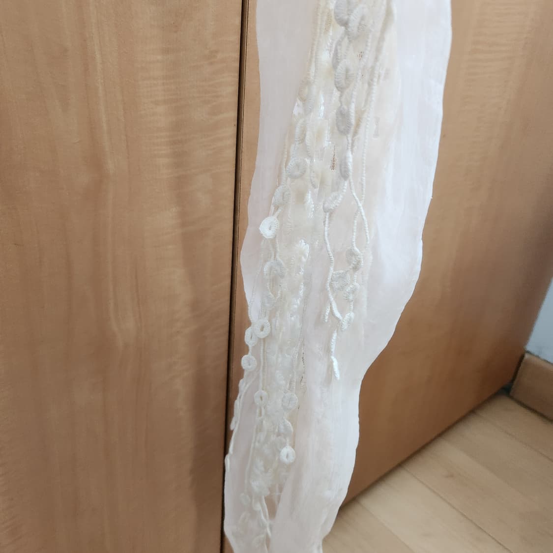 크림톤 플라워 레이스 스카프 상품이미지3