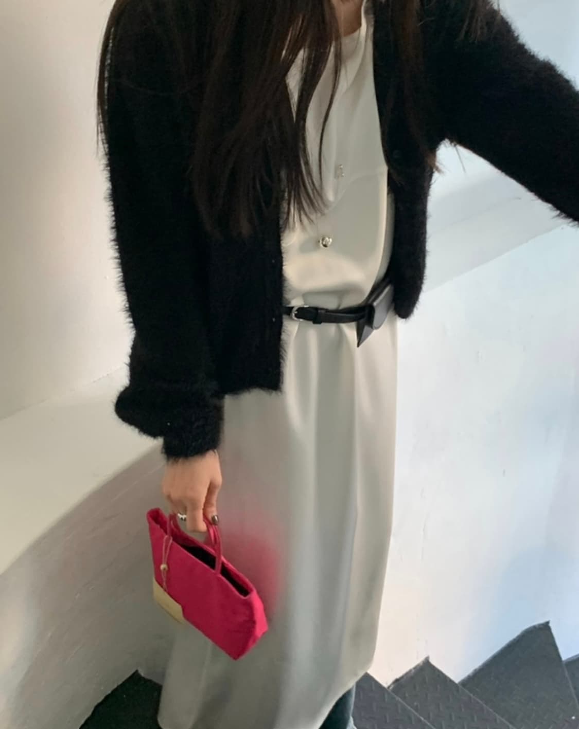 유해브썸띵 모에 퍼 니트 가디건 블랙  상품이미지2