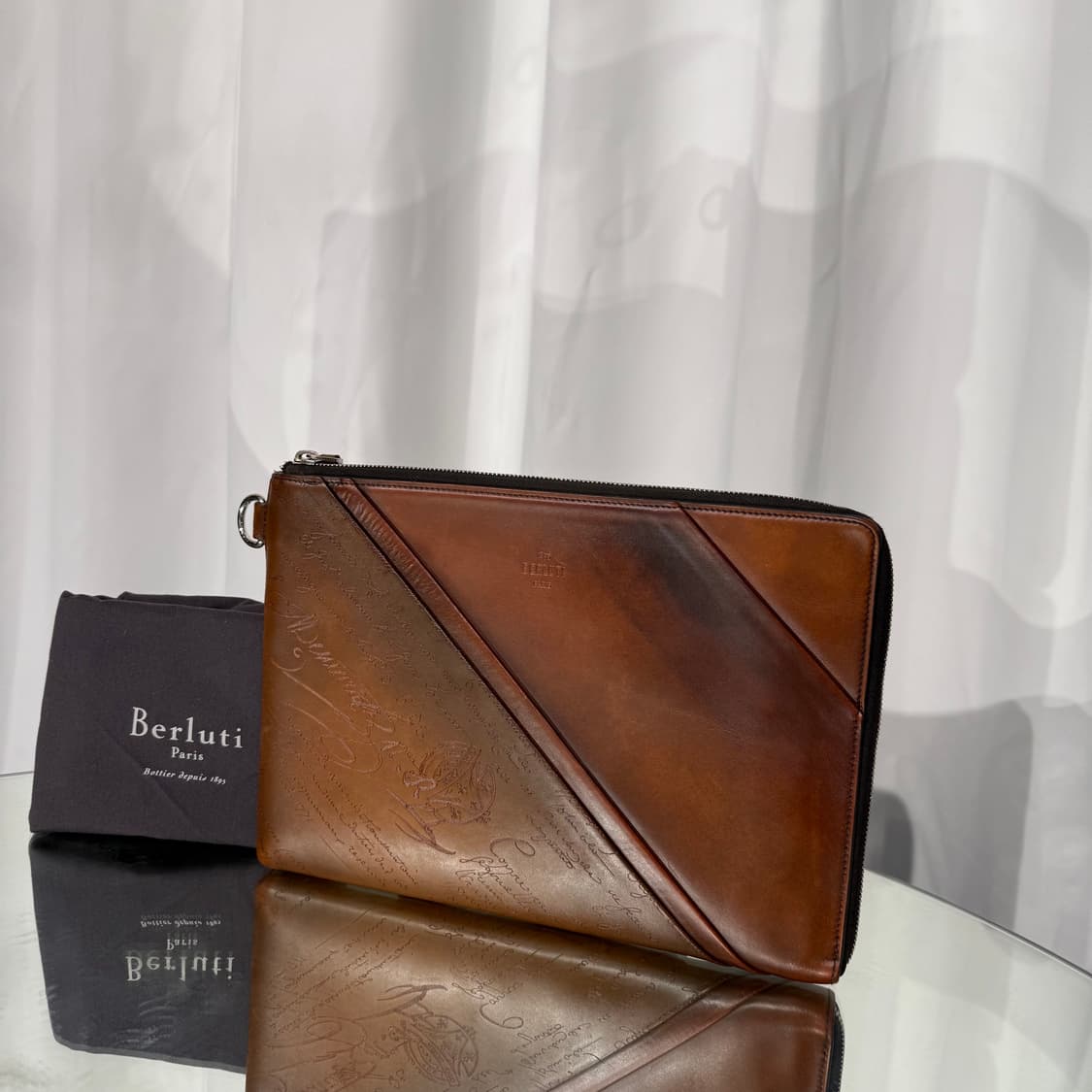 벨루티 스크리토 레더 클러치백 GM  상품이미지3