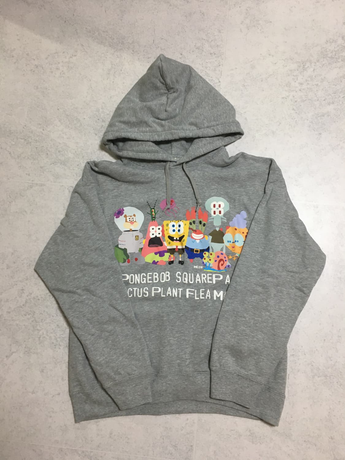 유니클로 스폰지밥 후드티 m사이즈 상품이미지1
