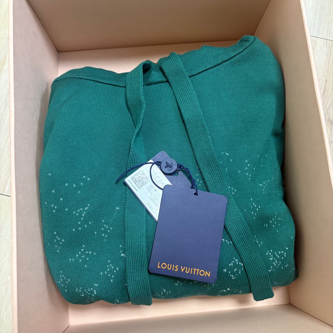 [L/백화점판/새상품급] 루이비통 모노그램 그라데이션 후드티 상품이미지5