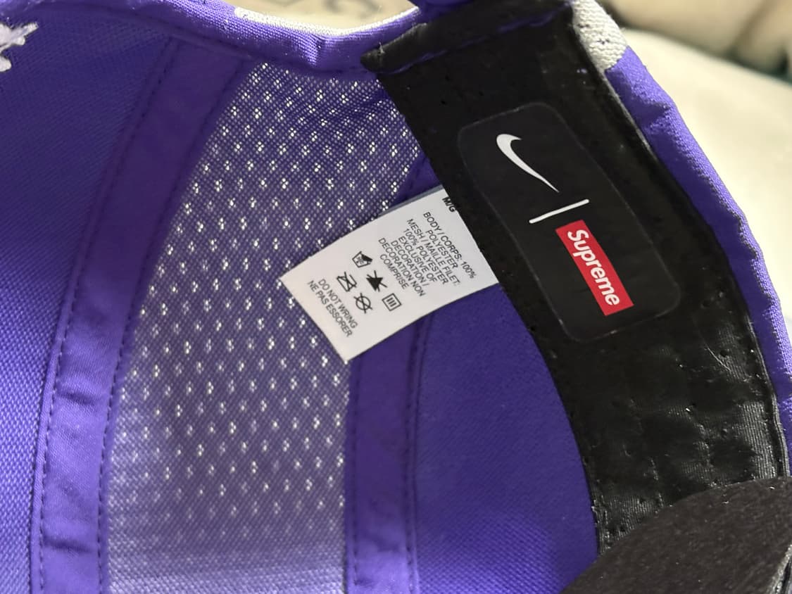 슈프림 x 나이키 러닝 햇 퍼플 - 25SS 상품이미지4