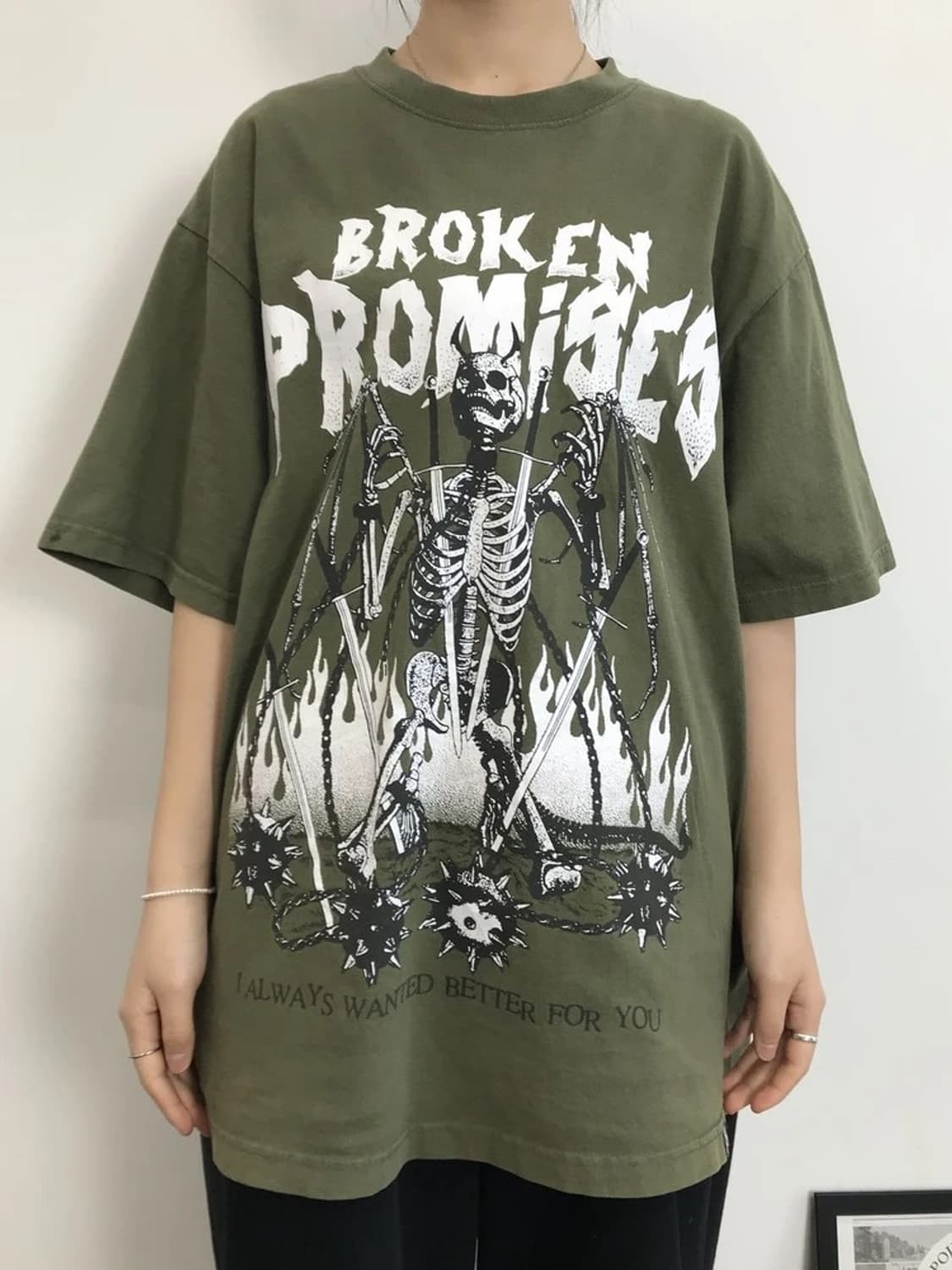 Broken Promises Skeleton Graphic Tee 상품이미지2