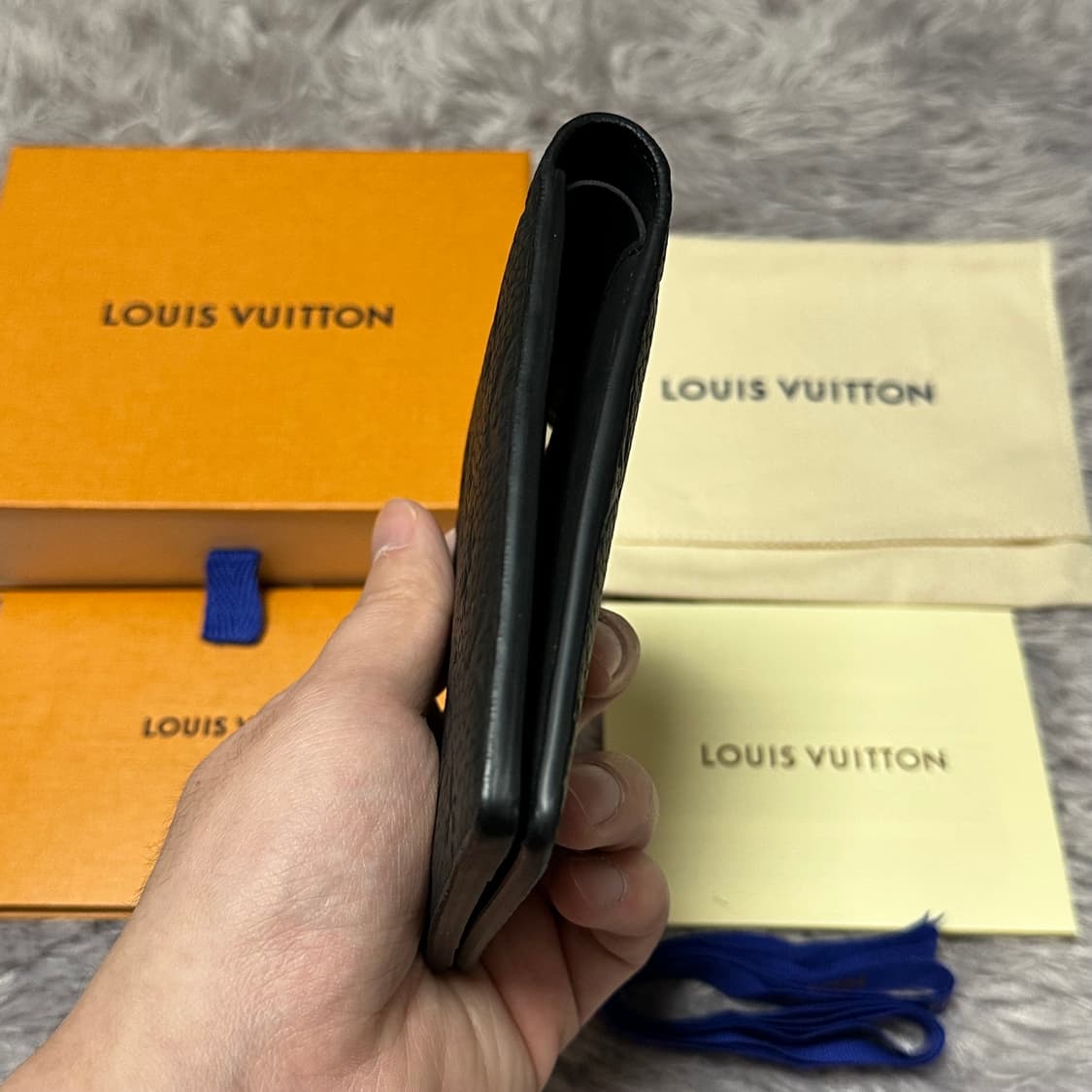 [풀구성] 루이비통 이클립스 토뤼옹 멀티플 월릿 반지갑 블랙 상품이미지5