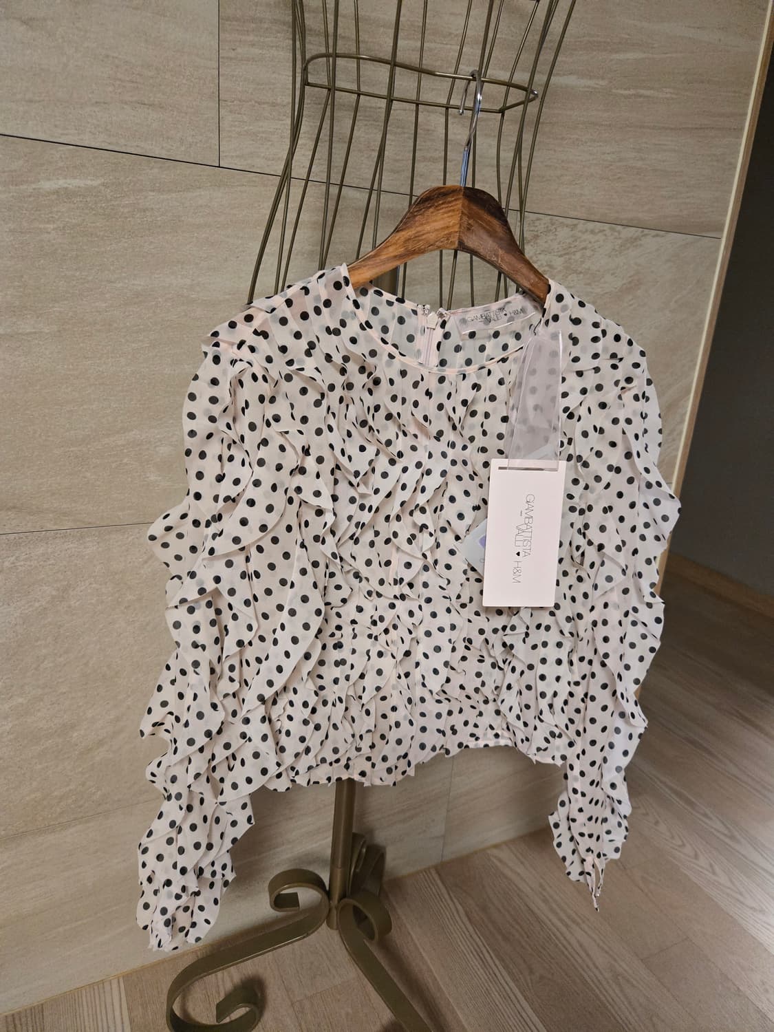 [36/미착용] 지암바티스타발리 x H&M 콜라보 블라우스  상품이미지5