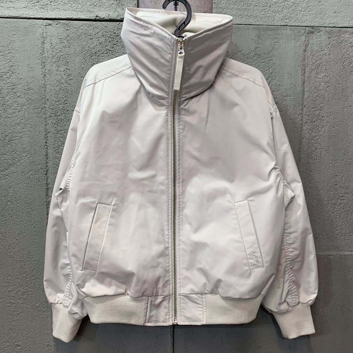 [XS] 게스 빅 카라 봄버 자켓 상품이미지3