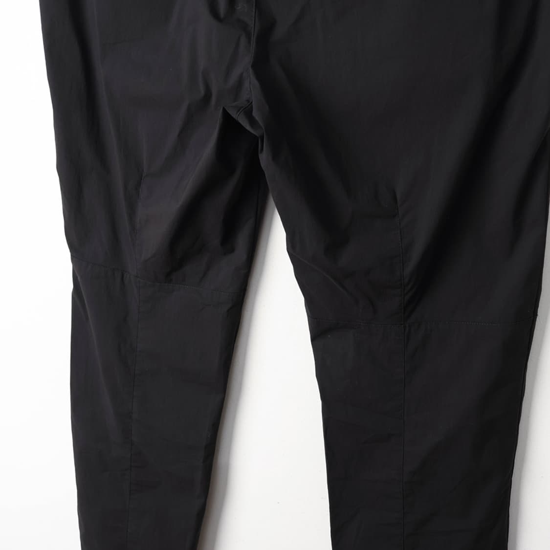 35/디스커버리 코튼스판 경량 슬림팬츠 상품이미지3