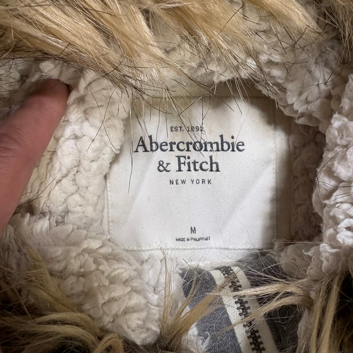 아베크롬비 대대장 울프죠 아치 로고 퍼 후드 집업 M 상품이미지5