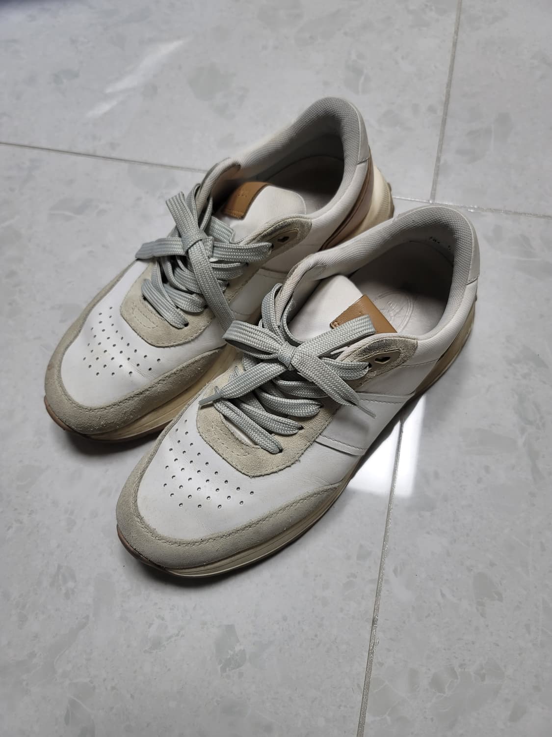 토즈 스니커즈 7사이즈 260~265 상품이미지1