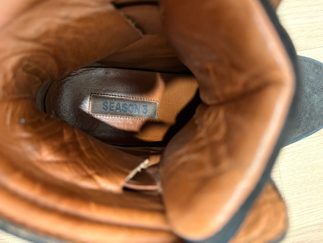 이지 시즌3 스웨이드 부츠 오닉스 상품이미지5