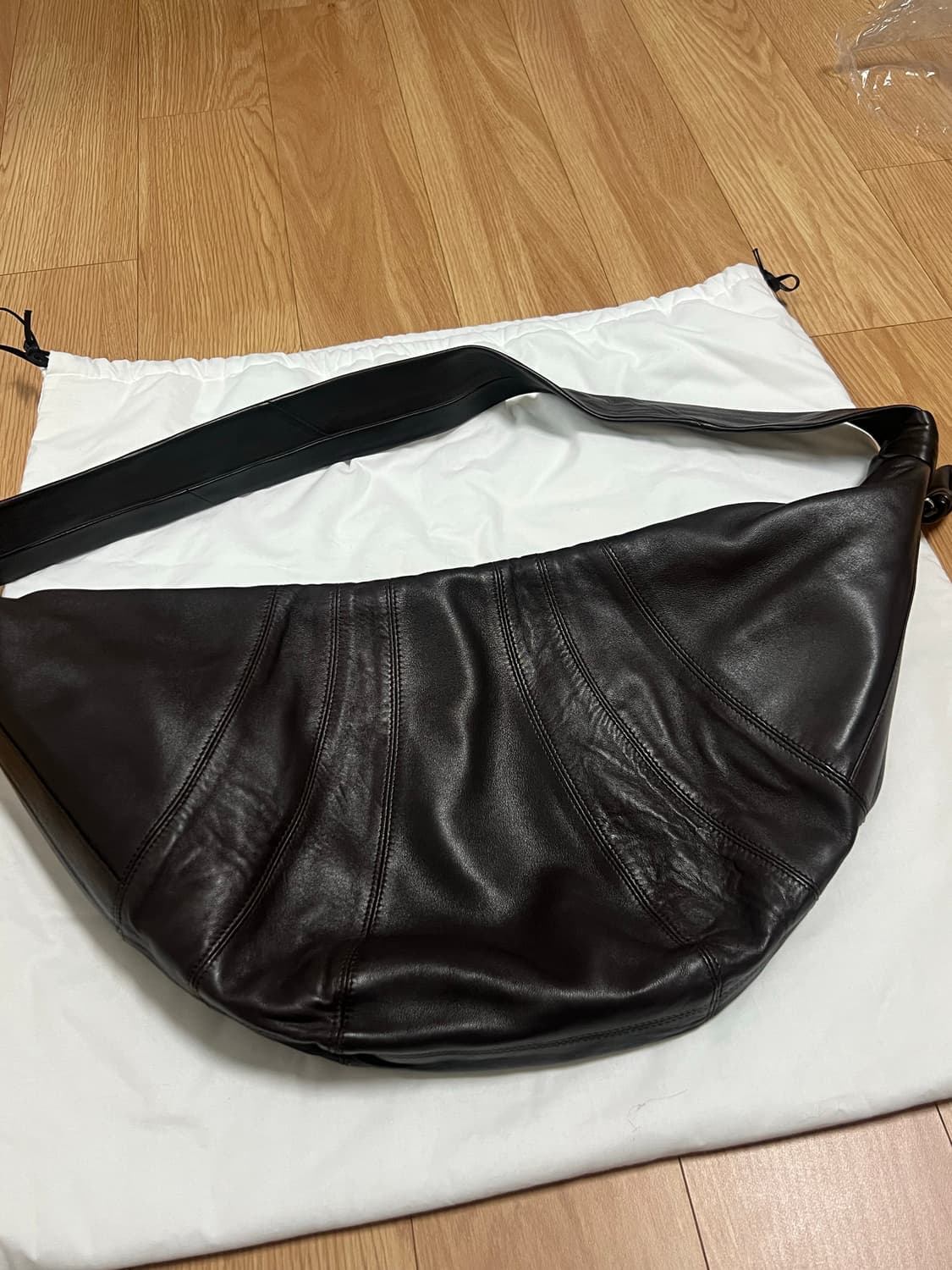 르메르 크루아상 범백 나파 라지 다크초콜렛 상품이미지4