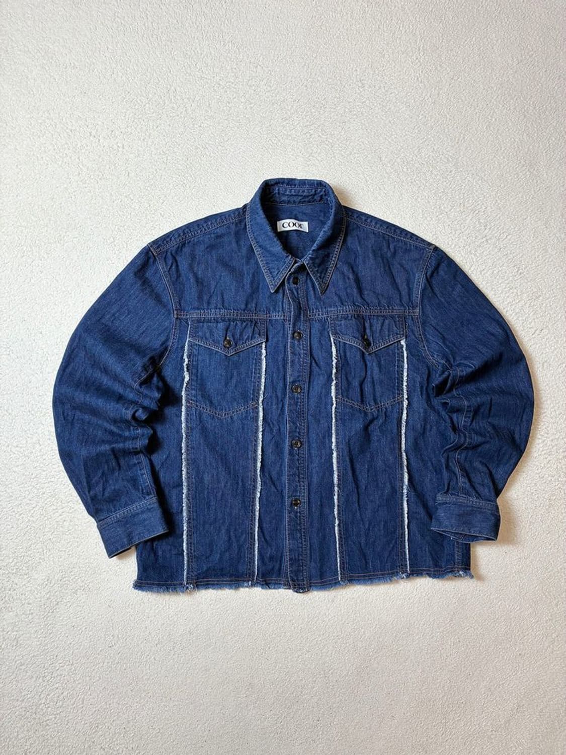 쿠어 COOR 절개 컷오프 크롭 데님셔츠 PN7447 상품이미지1