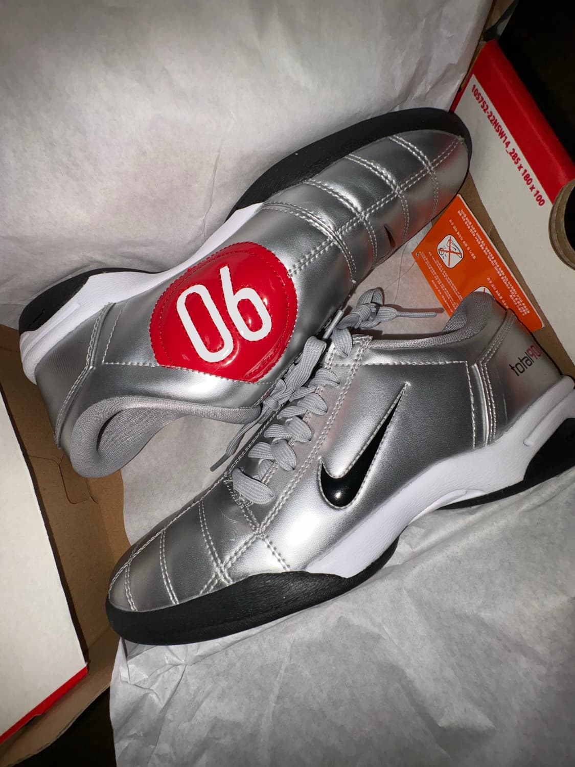 나이키 토탈 90 메탈릭 실버 유니버시티 레드 245 상품이미지1