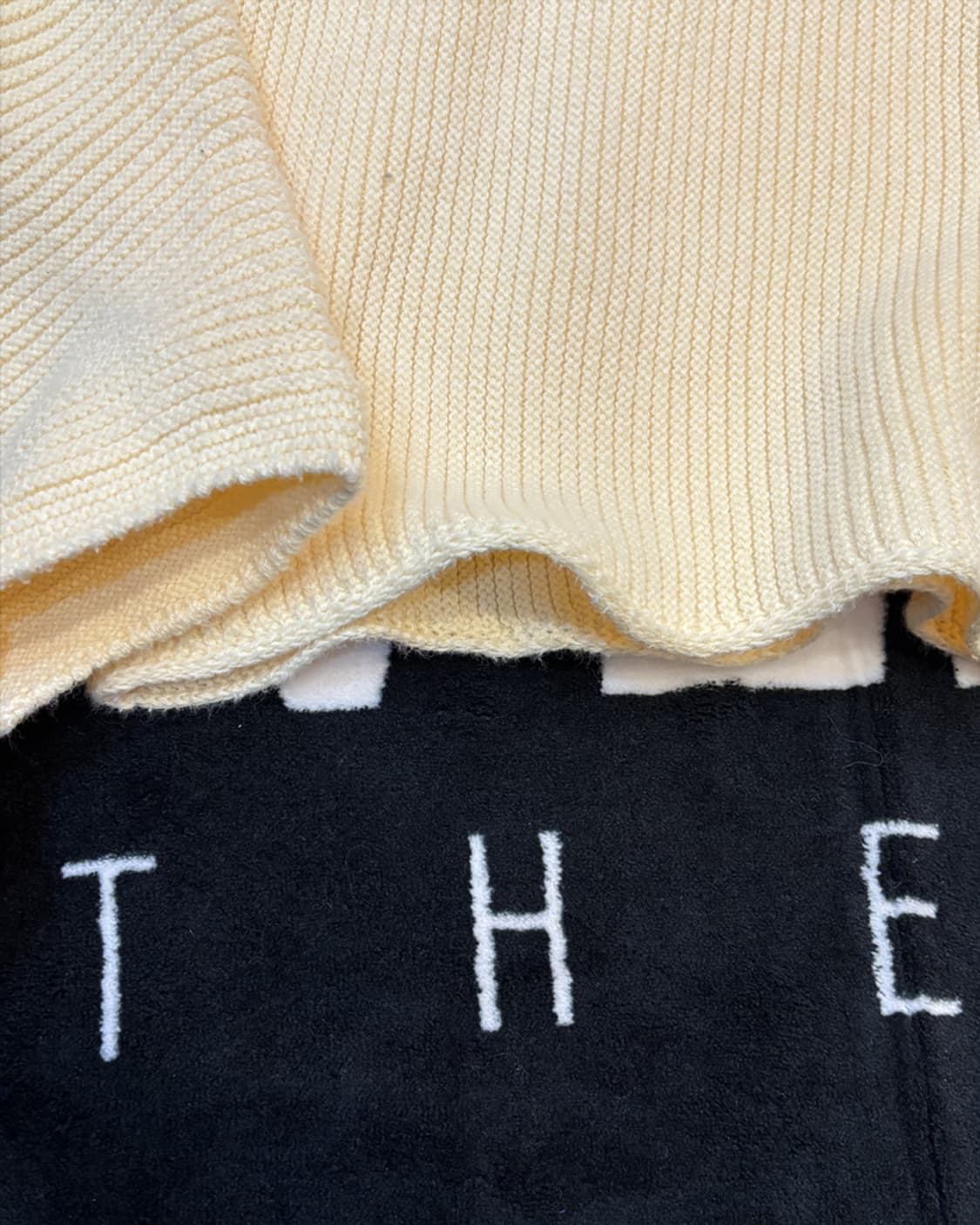 유니클로 긴팔 니트 상품이미지5