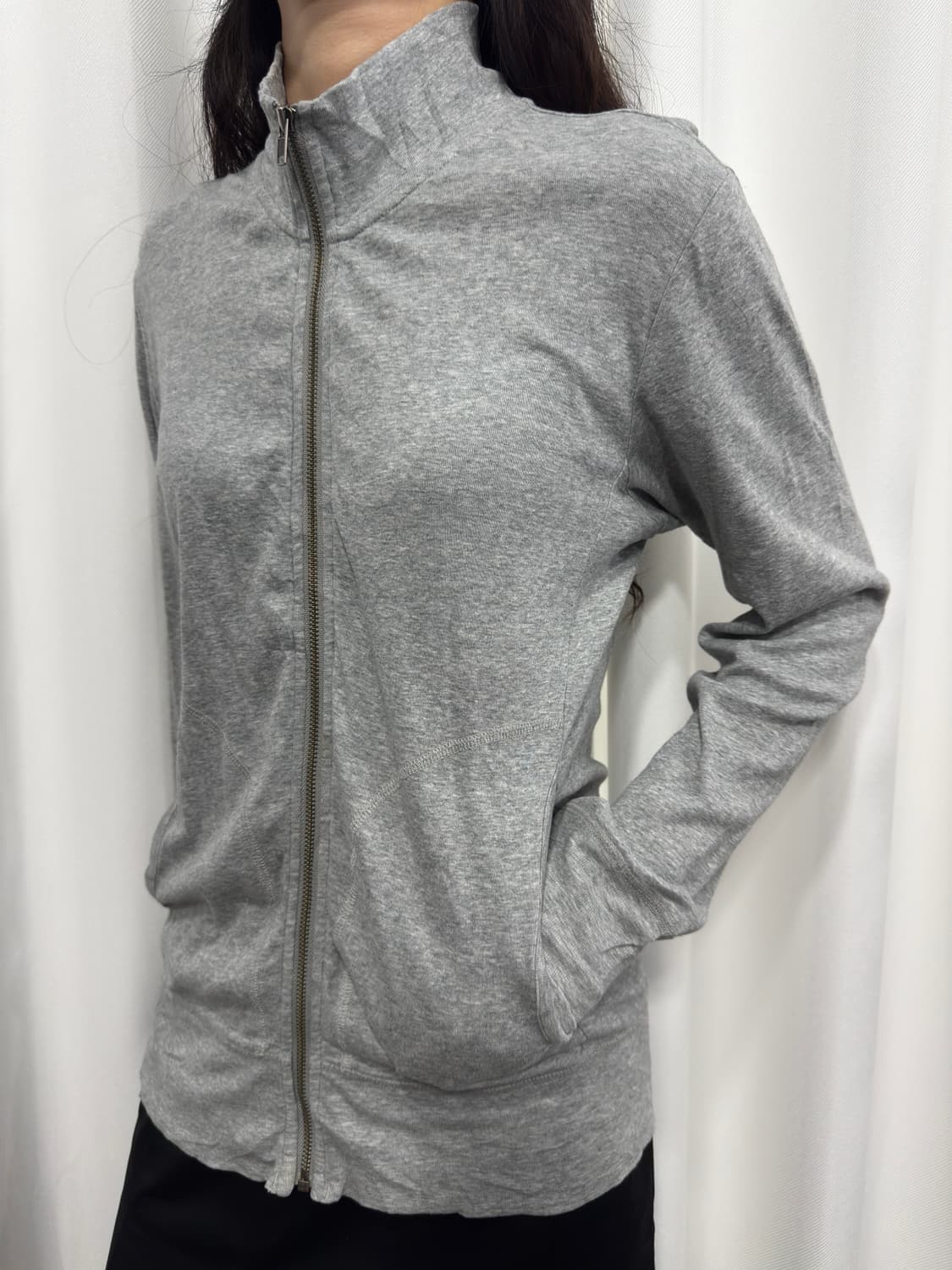 gray zipup 상품이미지3