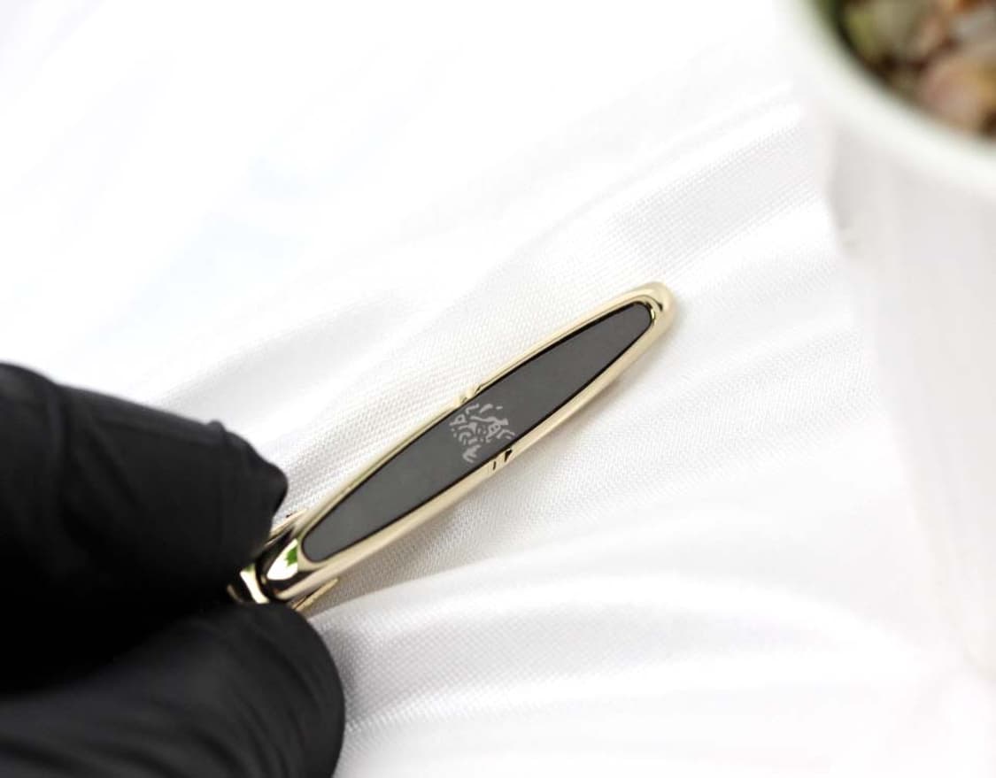 버버리 5.3cm A등급 남자 명품 넥타이핀 커프스 세트 상품이미지7