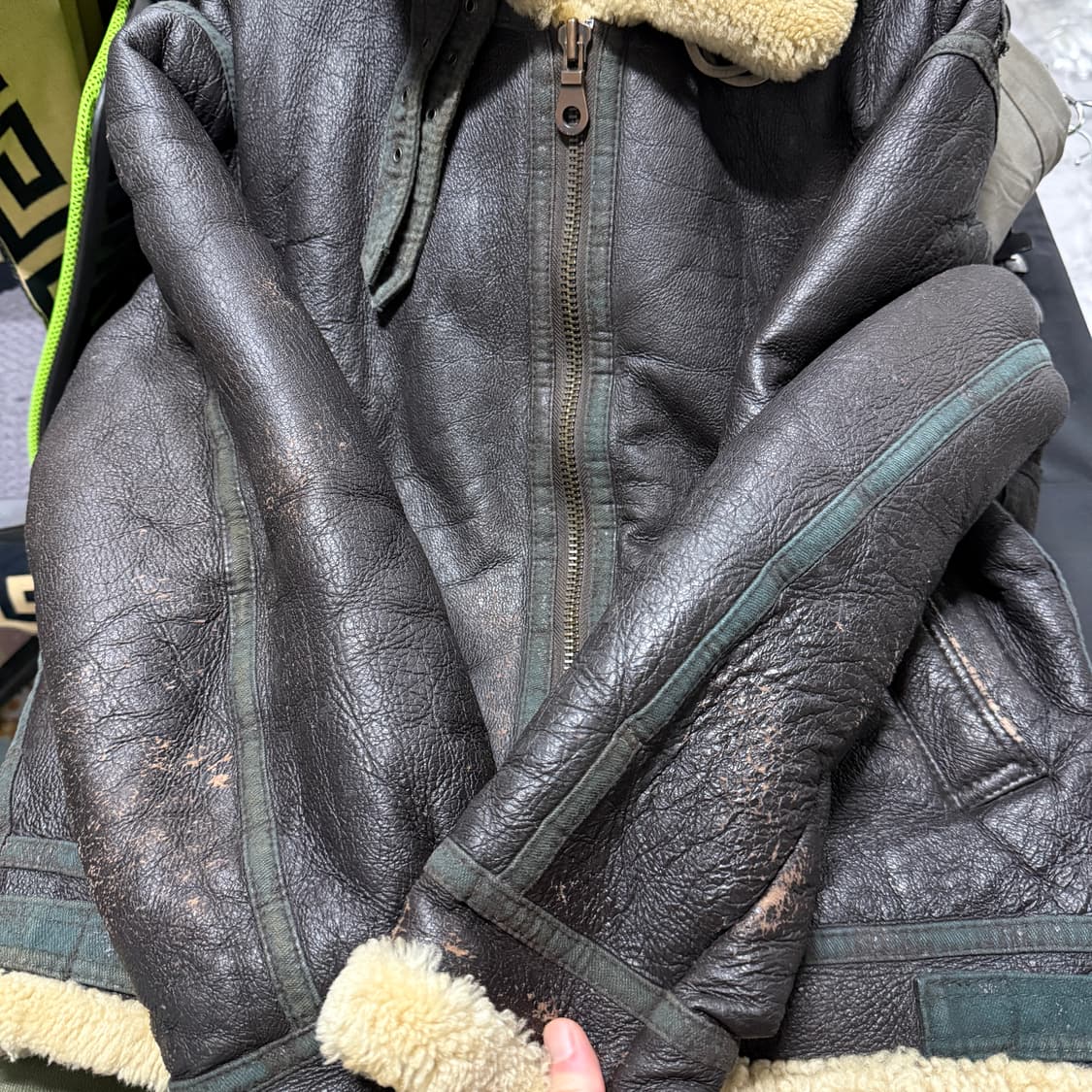 90-00s 100% 쉽스킨 양가죽 , 양털 B-3 무스탕 자켓 상품이미지6