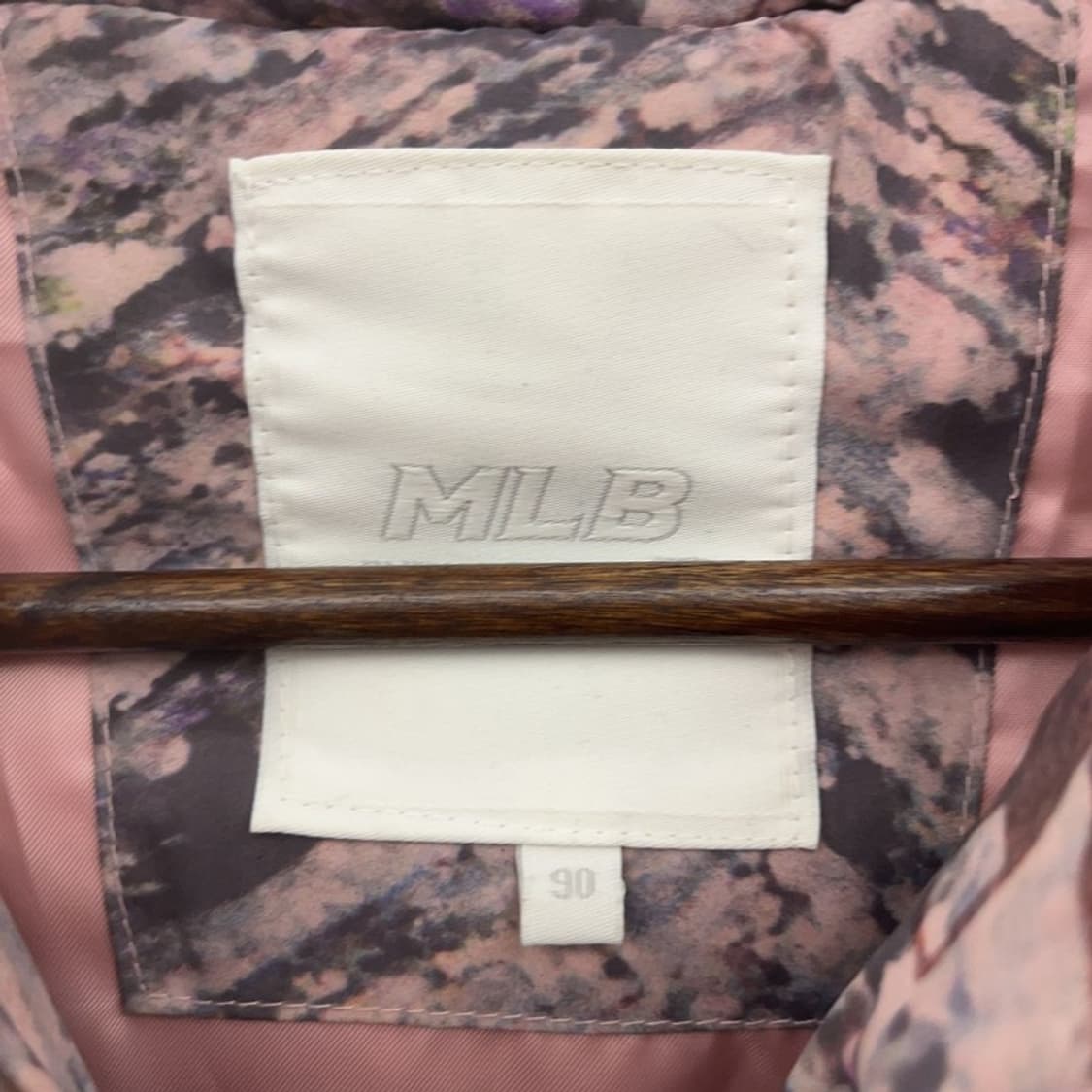 MLB 희귀 Y2K 레트로 키치 대장급 딸기우유 패딩 90 C08845 상품이미지5