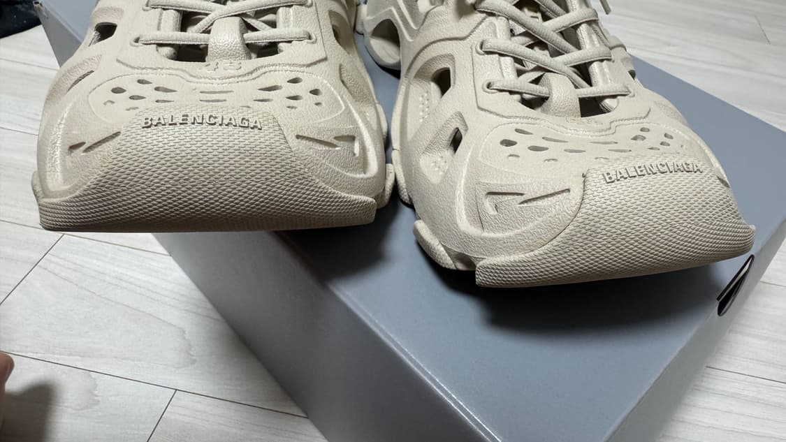 [43] 발렌시아가 HD 레이스업 스니커즈 누드컬러 (타우페) 상품이미지8