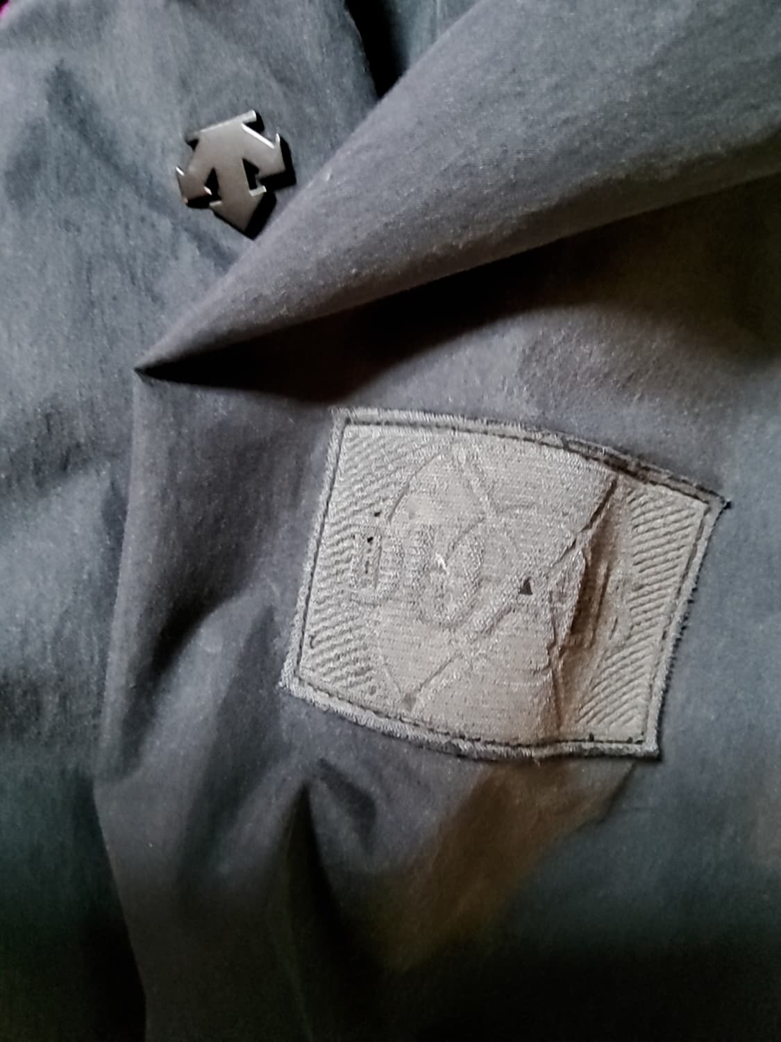 데상트 듀얼리스 스텔스 트렌치자켓 95size s8121djk30 상품이미지5