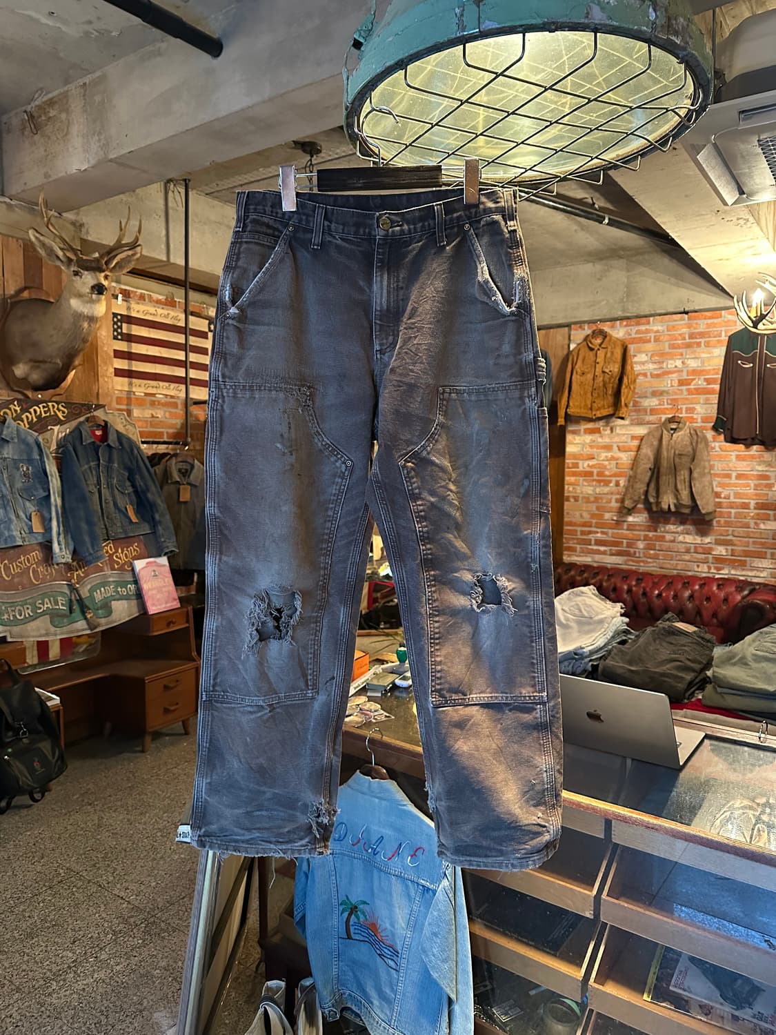 칼하트 B136 DKB 더블니 오리지널 덩가리 핏 워크 팬츠 상품이미지1